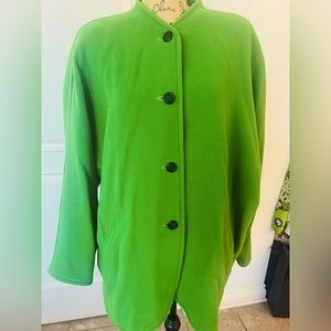 BEAUTIFUL MAX MARA LIGHT GREEN Wool Loose Jacket. Fully Lined. With 2 pockets